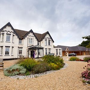 The Carlton Manor Hotel